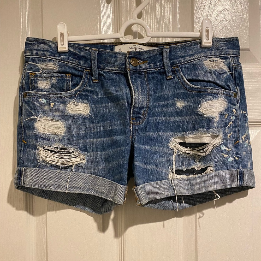 A&F distressed jean shorts